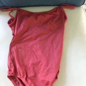 Salmon pink sleeveless leotard adult medium.